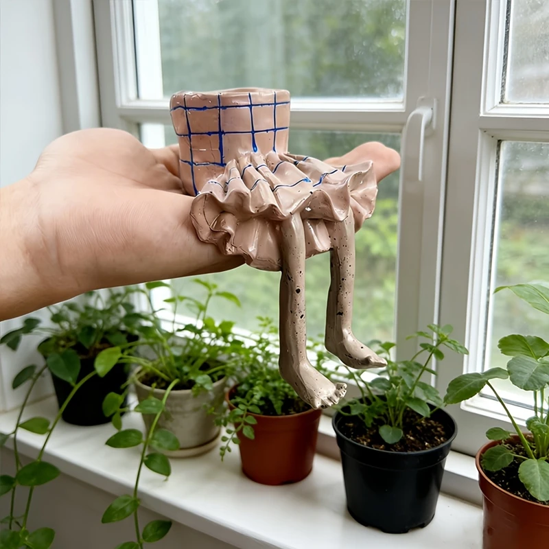 Whimsical Resin Leggy Planter  - Parent Of Plant recensie en prijs